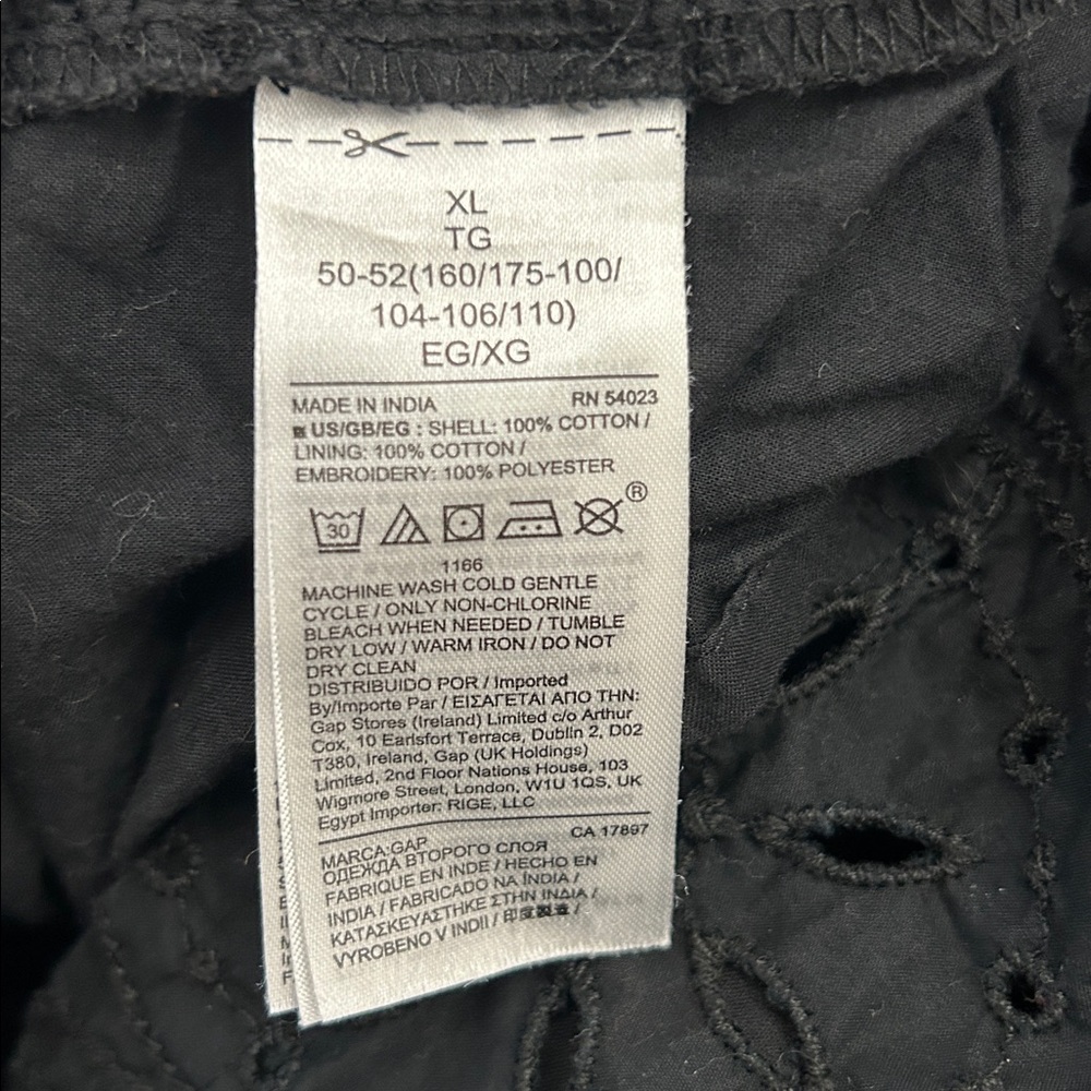 GAP Black Embroidered Skirt xl pre owned - Picture 7 of 7